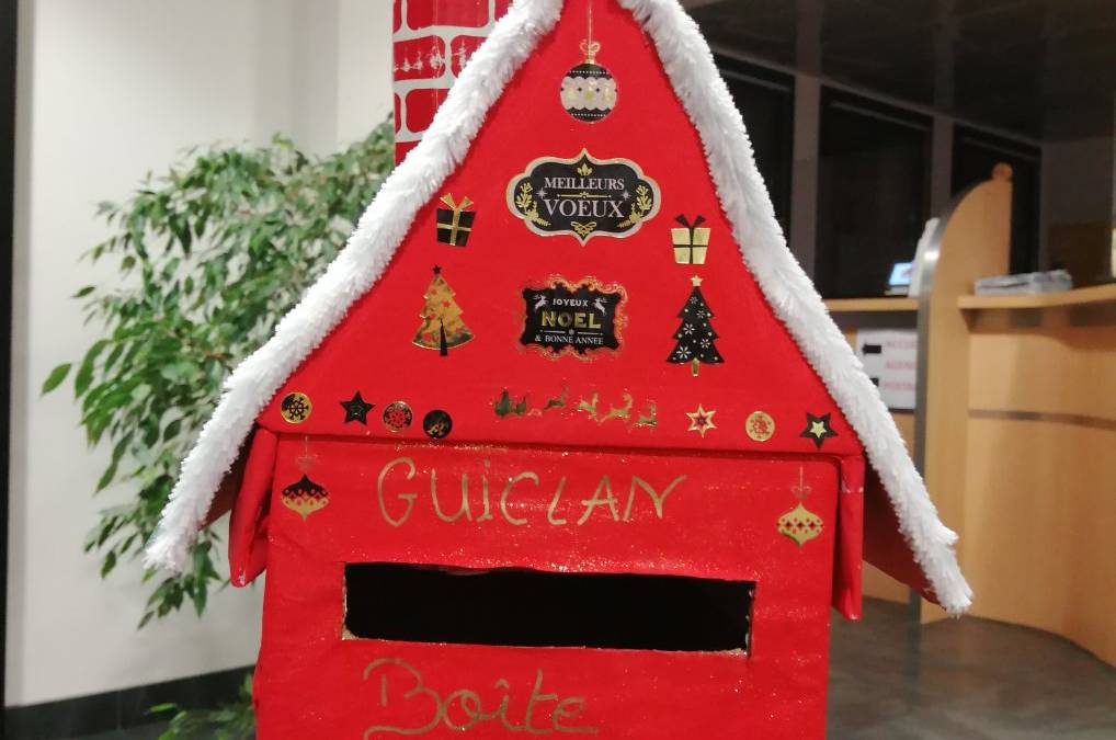 la boîte à lettres du Père Noël à la mairie