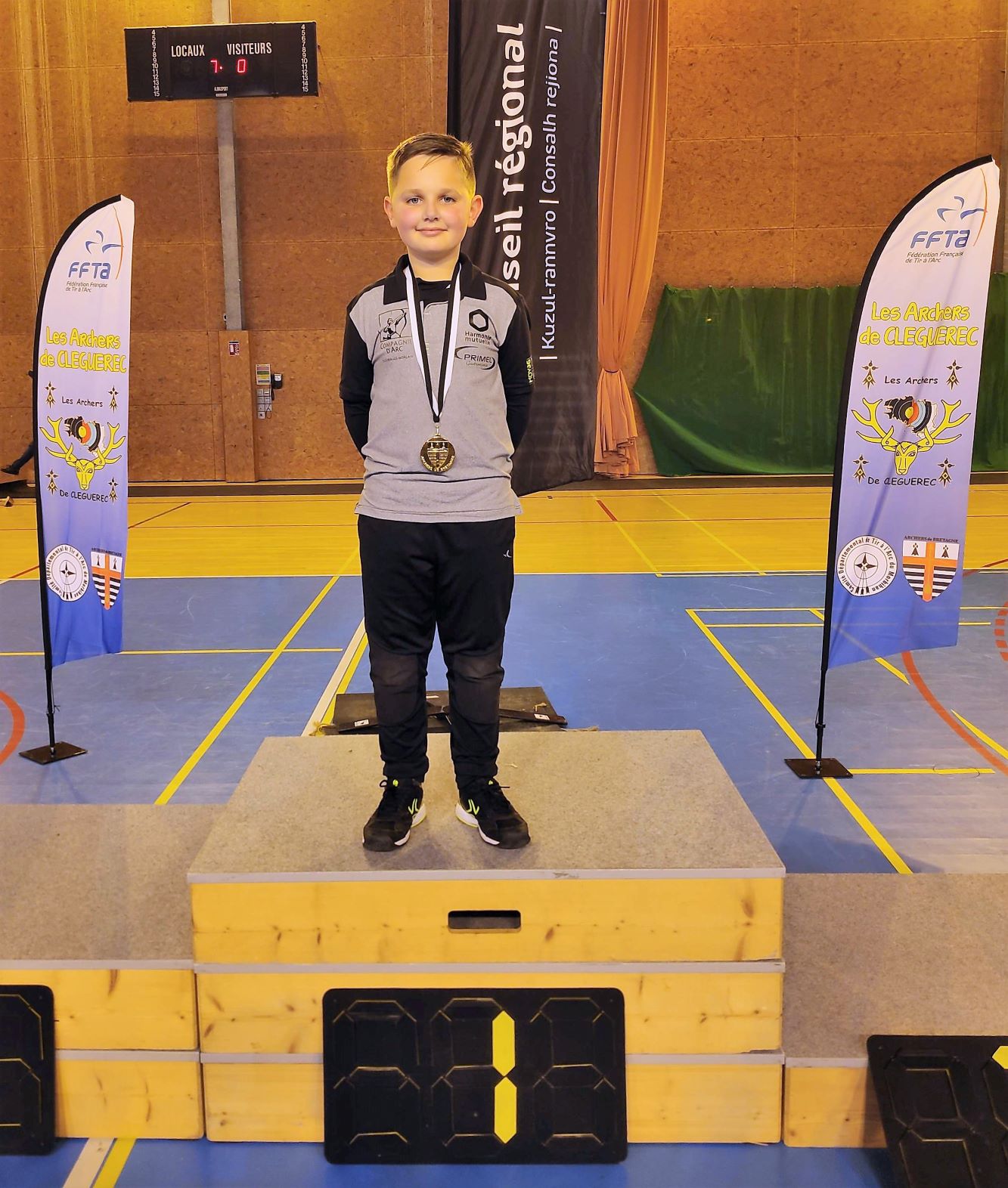 sél Podium (2)